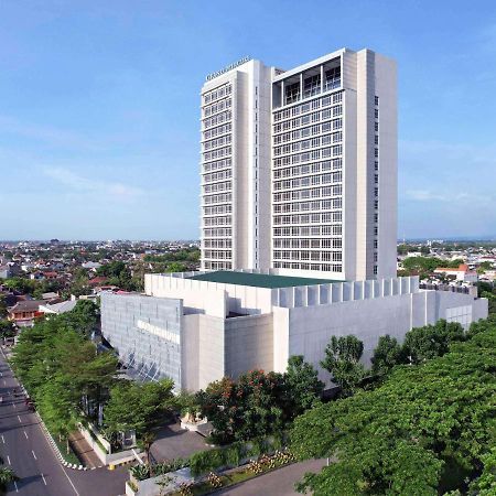 Grand Mercure Solo Baru Exterior foto