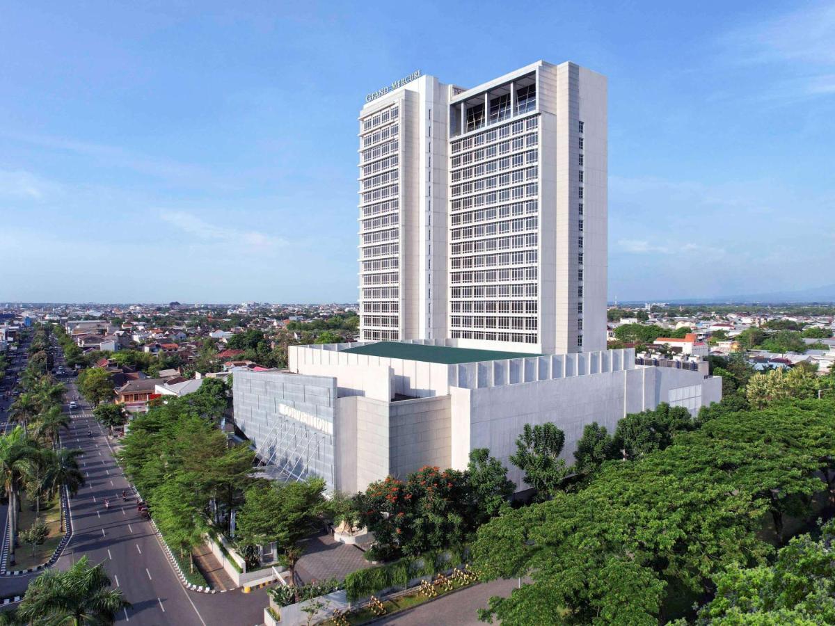 Grand Mercure Solo Baru Exterior foto