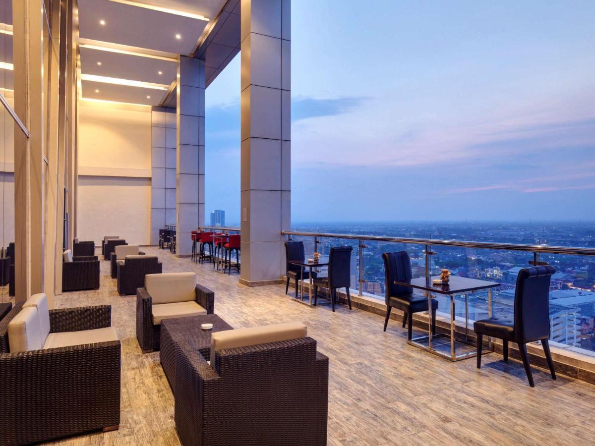 Grand Mercure Solo Baru Exterior foto