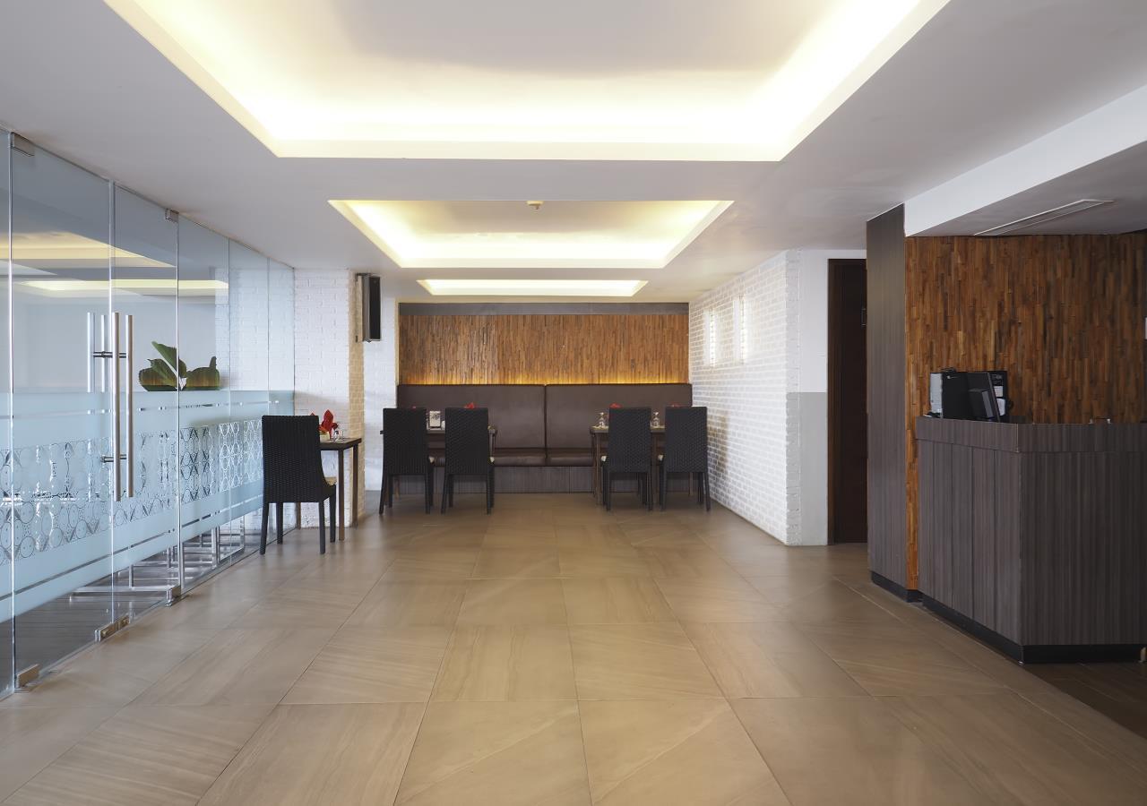 Grand Mercure Solo Baru Exterior foto
