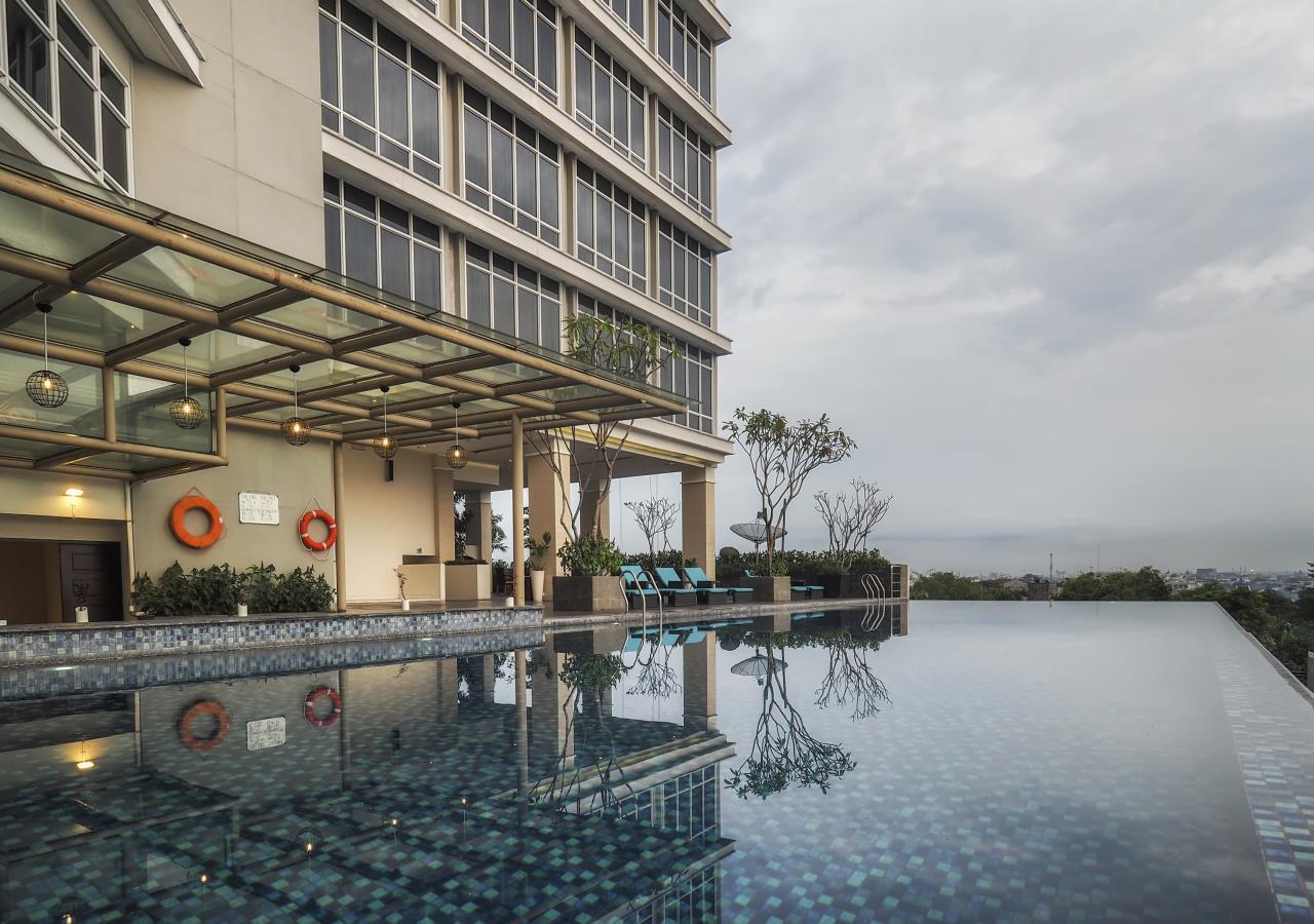Grand Mercure Solo Baru Exterior foto