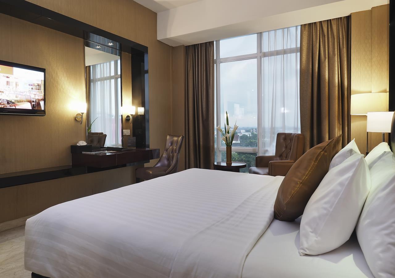Grand Mercure Solo Baru Exterior foto